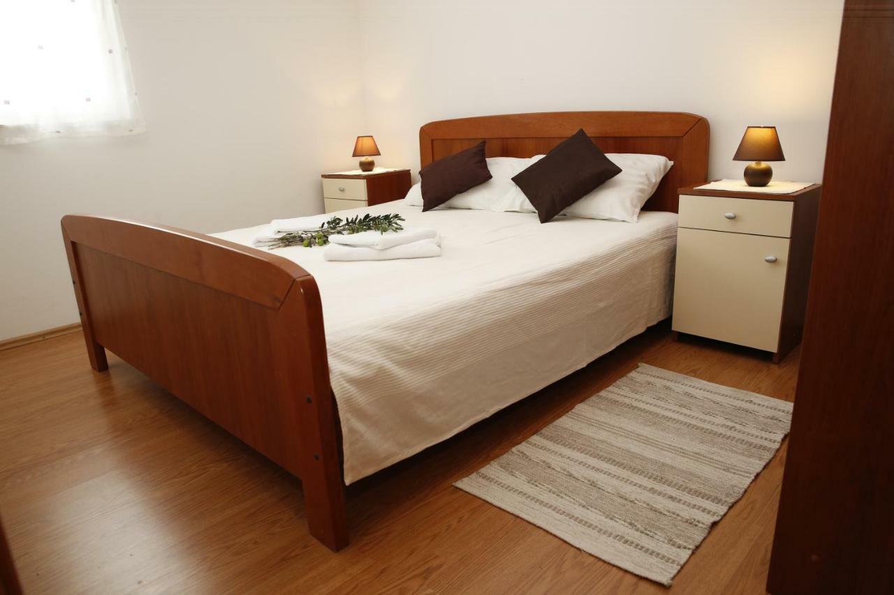 Apartman Alica Srima ヴォディツェ エクステリア 写真