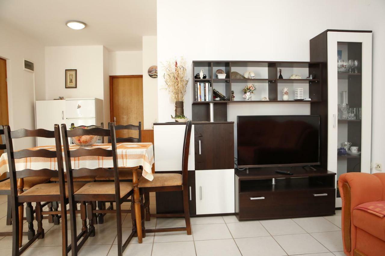 Apartman Alica Srima ヴォディツェ エクステリア 写真