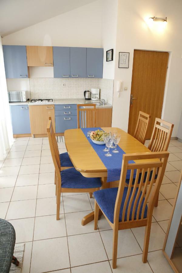 Apartman Alica Srima ヴォディツェ エクステリア 写真